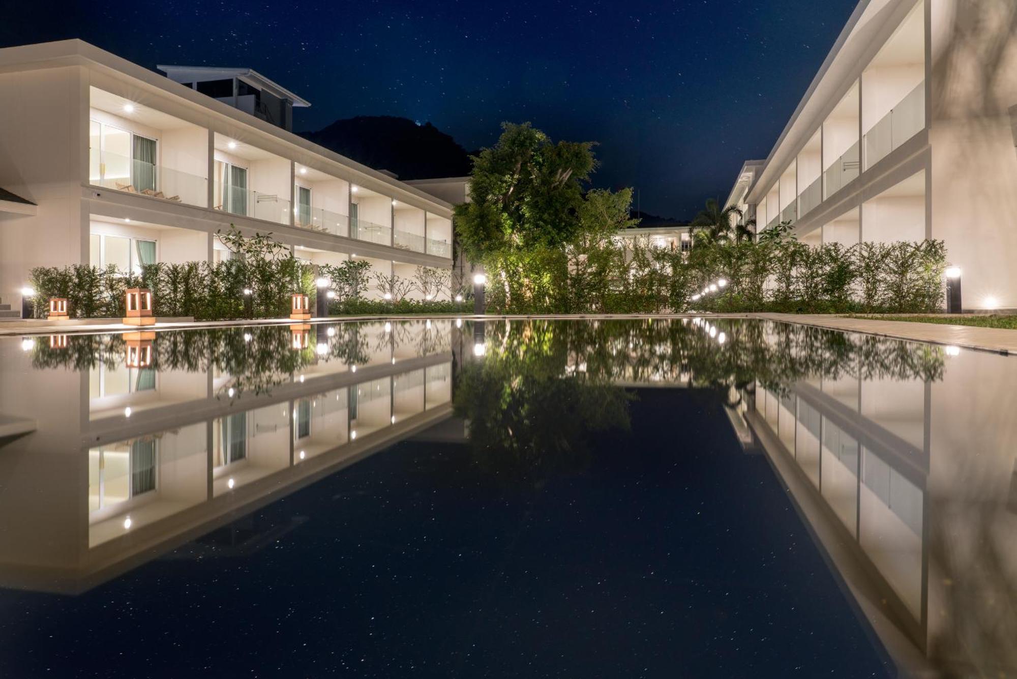 Niranapa Boutique Resort カタビーチ エクステリア 写真